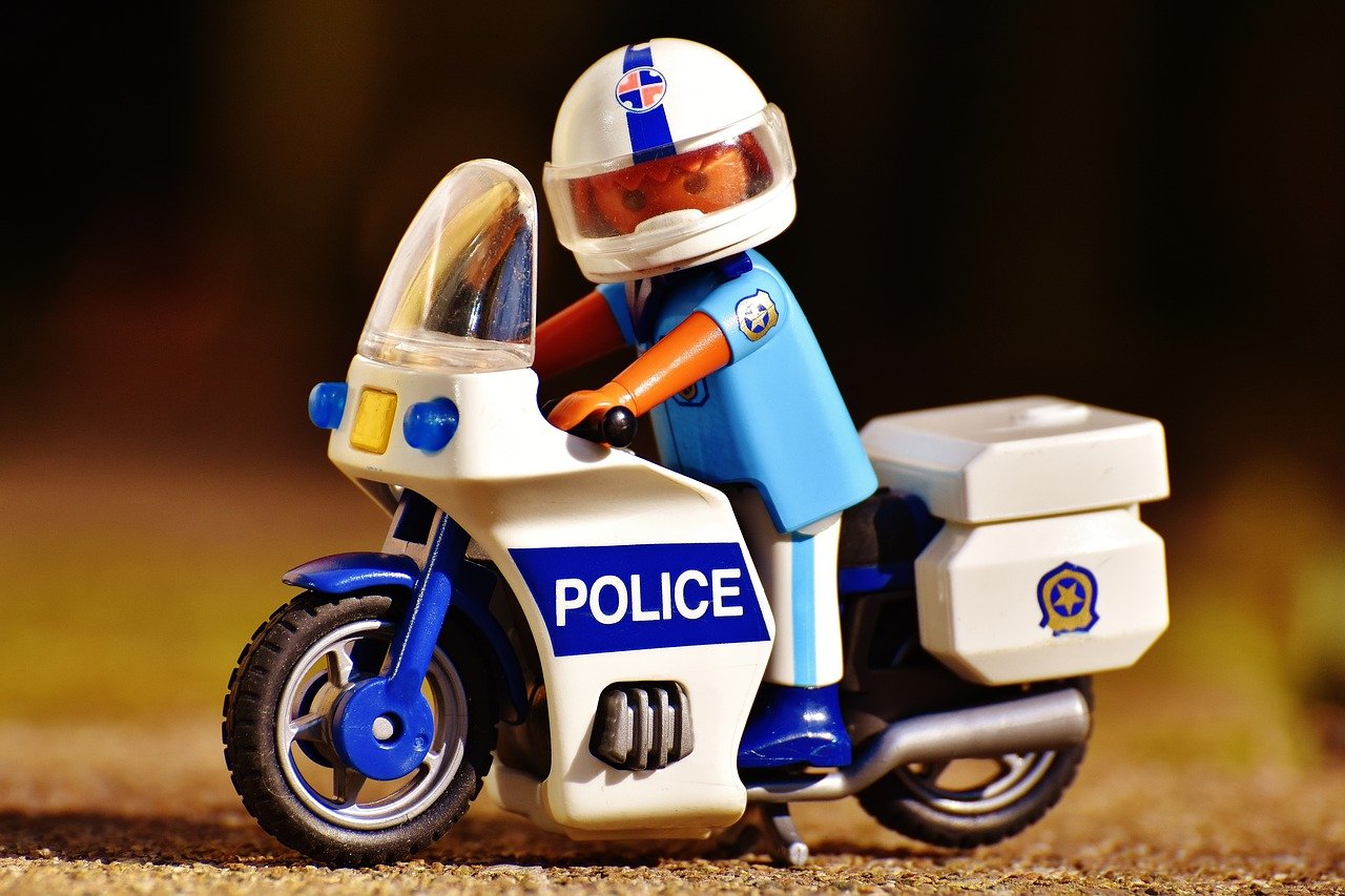 【47都道府県警掲載】警察官採用試験の日程一覧！採用案内も再確認